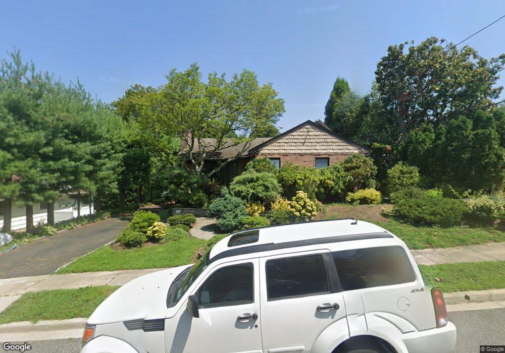 2 Exeter Place, Glen Head, NY 11545 - photo 1