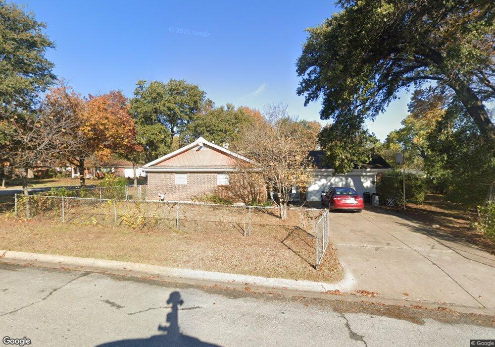 1144 Simpson Dr, Hurst, TX 76053 - photo 1