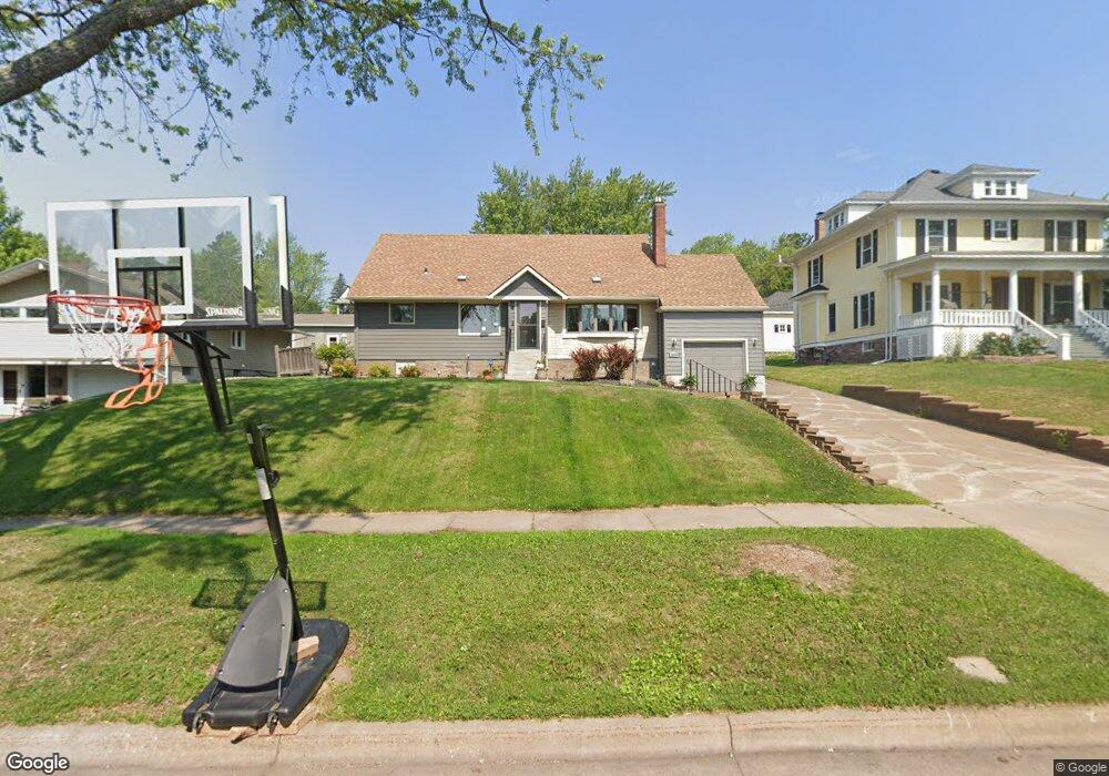 2509 E 6th St, Duluth, MN 55812 - photo 1