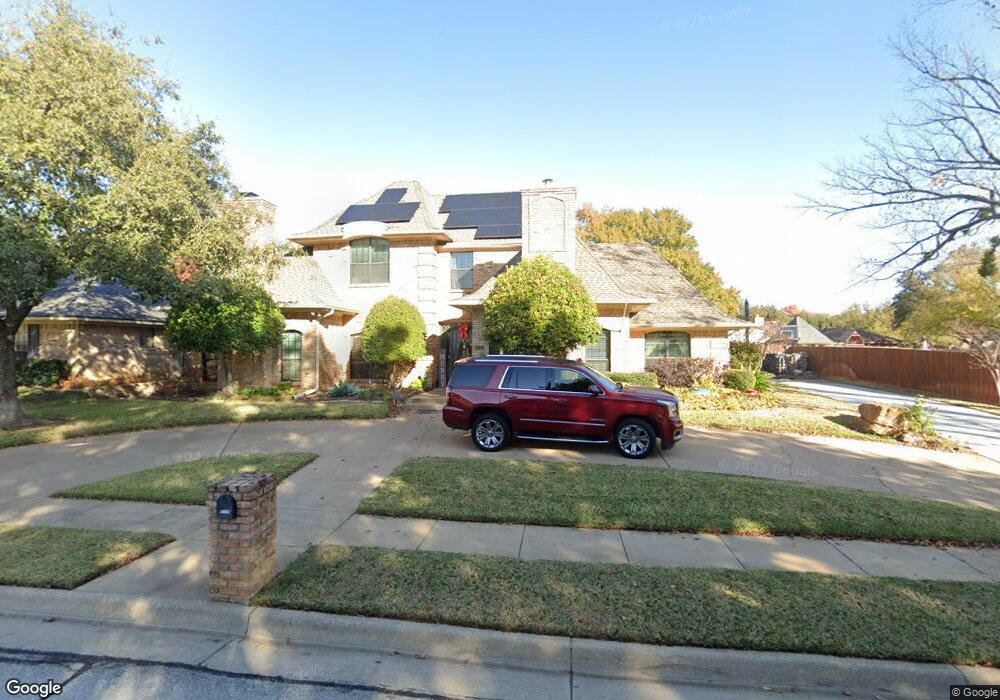 1713 Hampton Ct, Bedford, TX 76021 - photo 1