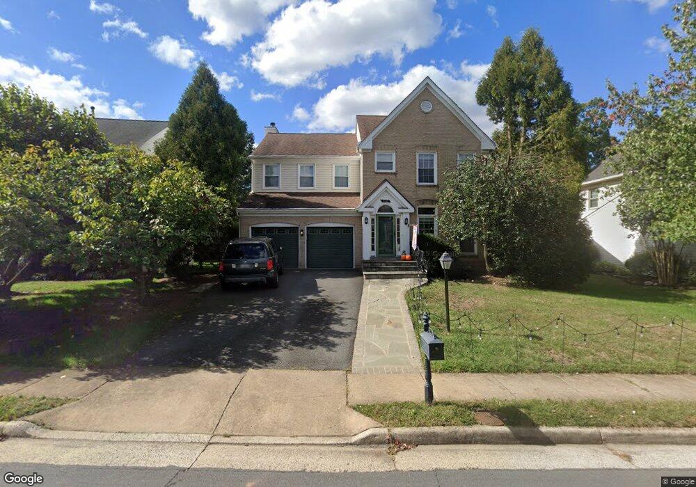 13722 Rosetree Ct, Chantilly, VA 20151 - photo 1