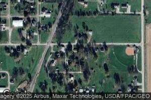 306 E Hickory St, Blakesburg, IA 52536