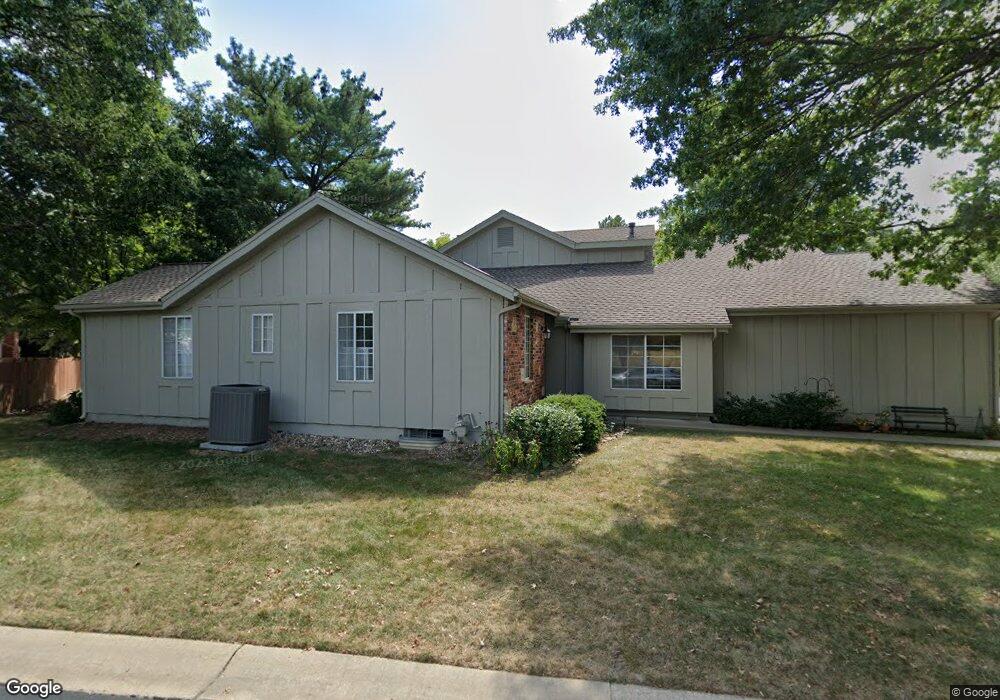 10101 Edelweiss Cir, Shawnee, KS 66203 - photo 1