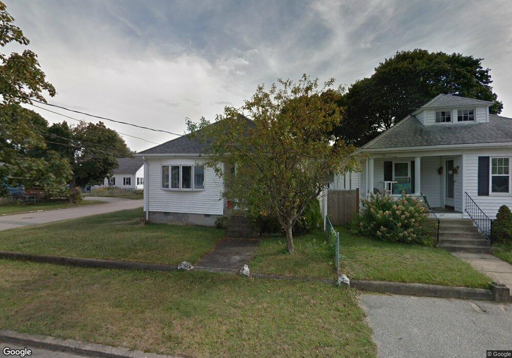 118 Anderton Ave, Pawtucket, RI 02860 - photo 1