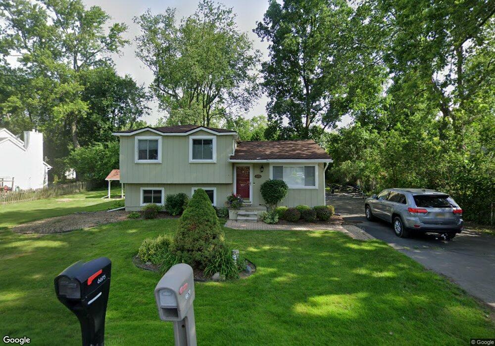 6670 Buckland Ave, West Bloomfield, MI 48324 - photo 1