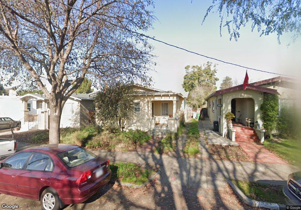 1427 Derby St, Berkeley, CA 94702 - photo 1