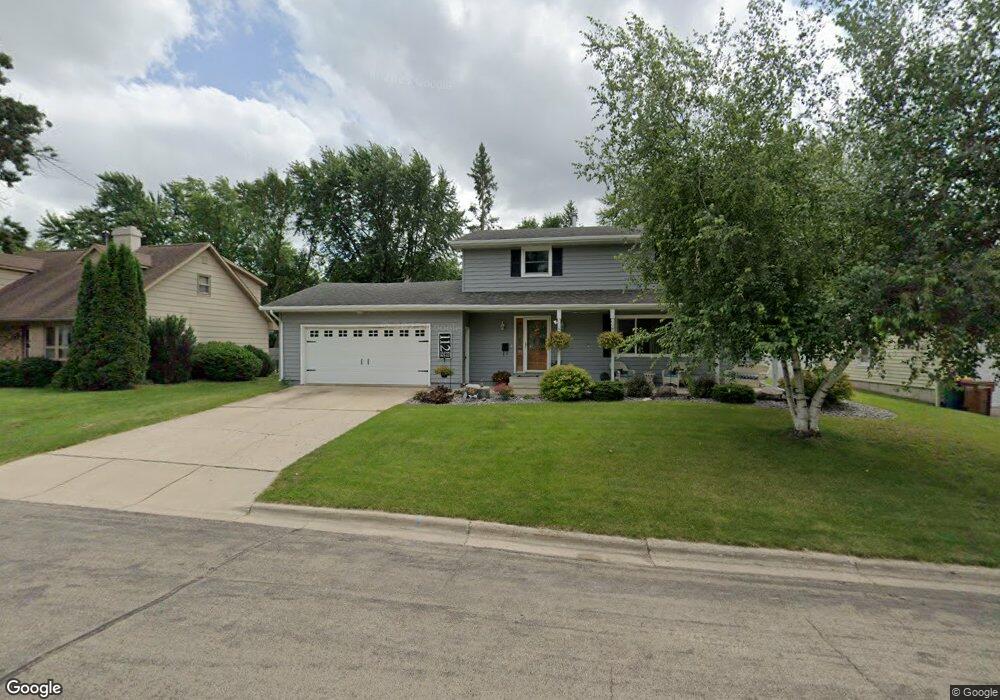 112 Glenn Rd, Albert Lea, MN 56007 - photo 1