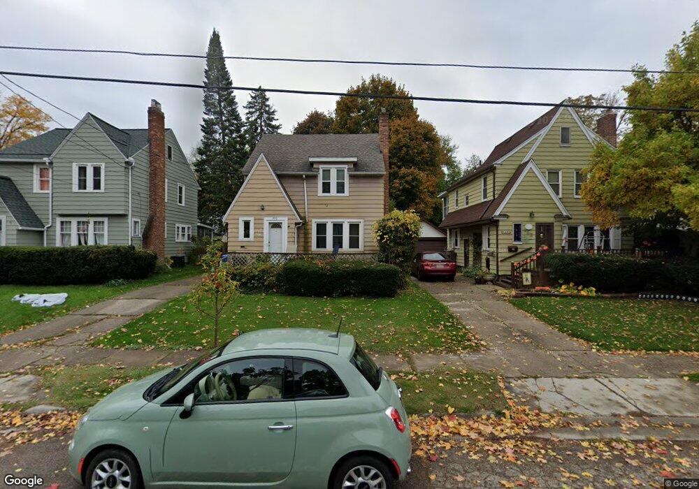 530 Edison Ave, Lansing, MI 48910 - photo 1