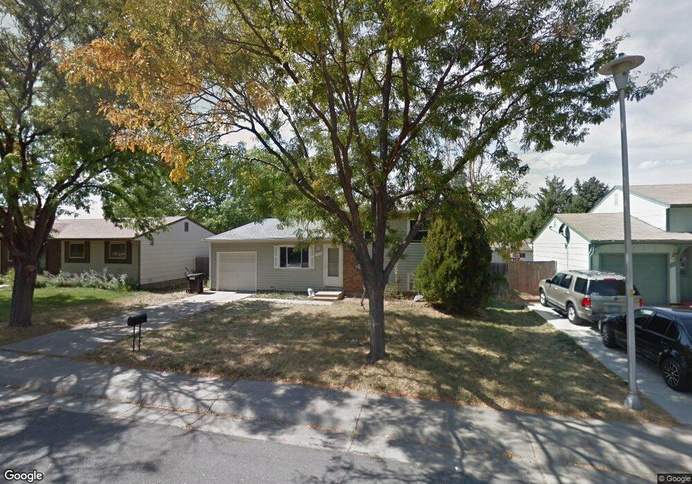 759 S Oakland St, Aurora, CO 80012 - photo 1