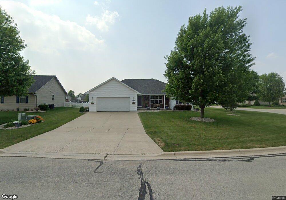 3955 Wright Cir, de Pere, WI 54115 - photo 1
