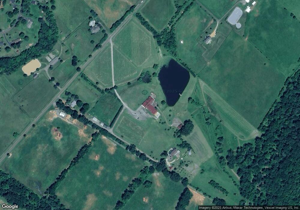 10075 Lees Mill Rd, Warrenton, VA 20186 - photo 1