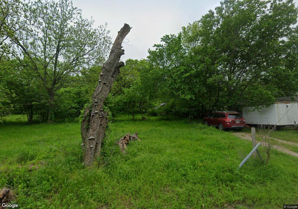 618 E 2nd St, Bonham, TX 75418 - photo 1