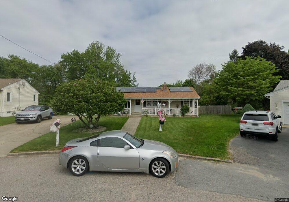 4 Rotary Dr, Johnston, RI 02919 - photo 1