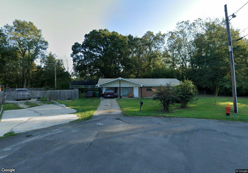 1300 Nutter Dr, Picayune, MS 39466 - photo 1