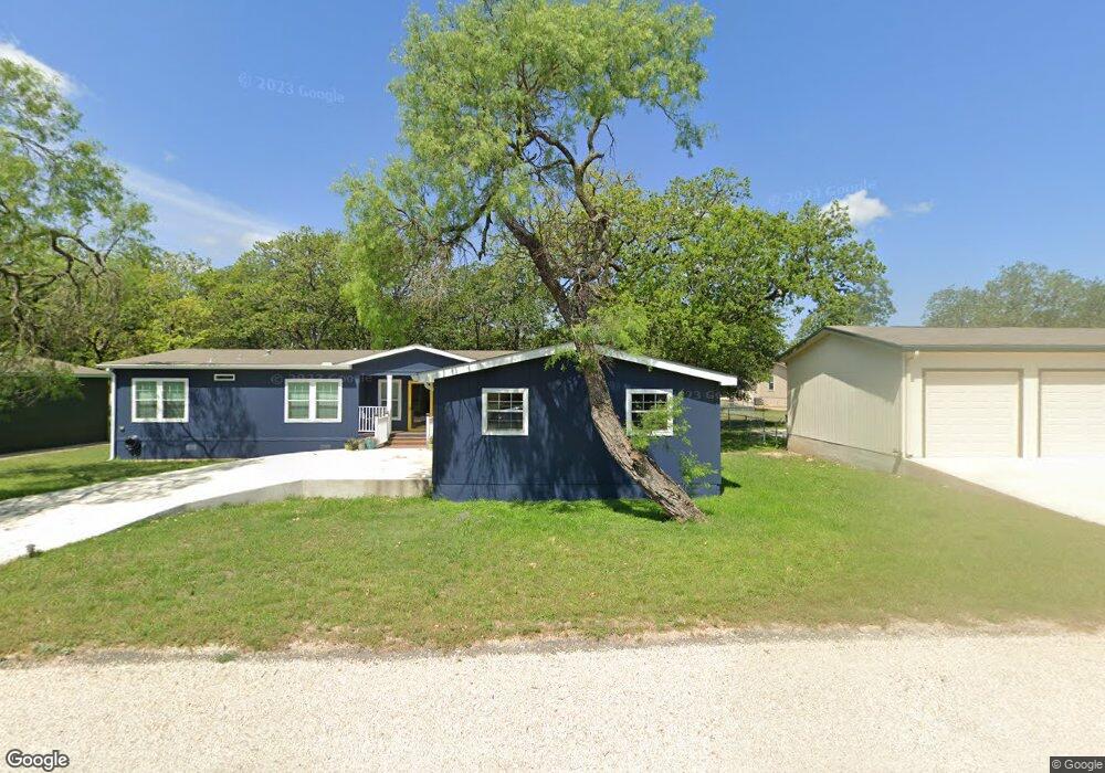 212 Shannon Dr, Fredericksburg, TX 78624 - photo 1