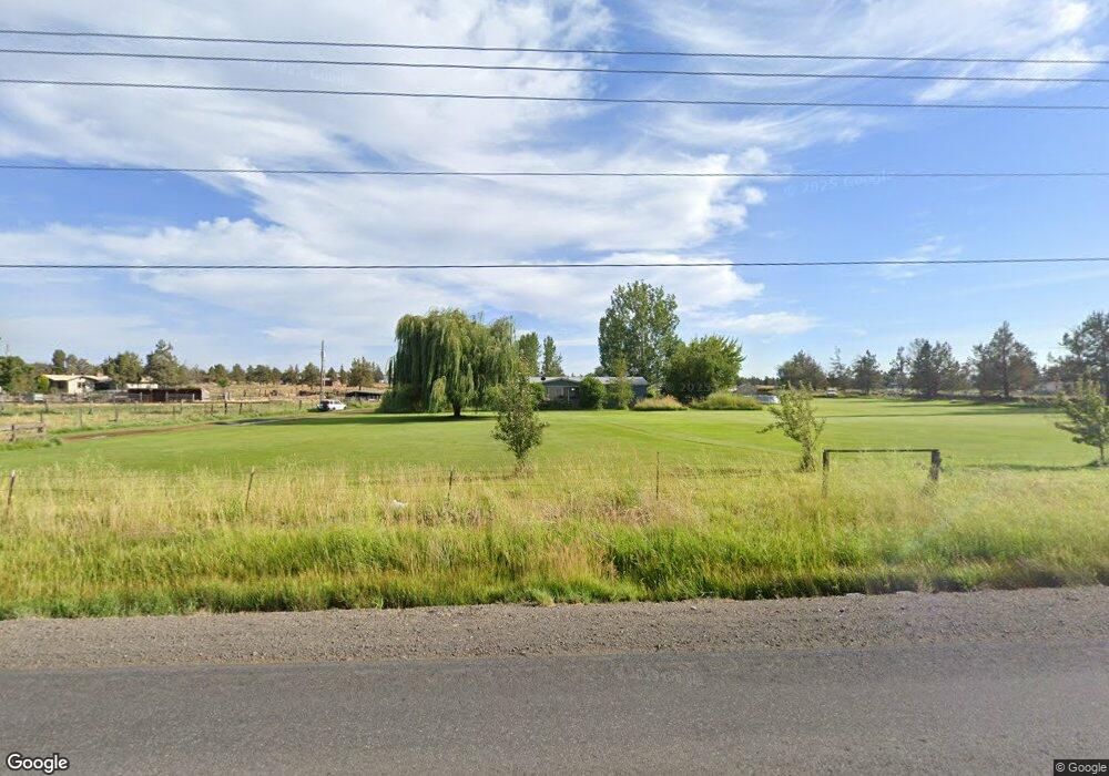 2730 NE O'Neil Hwy, Redmond, OR 97756 - photo 1