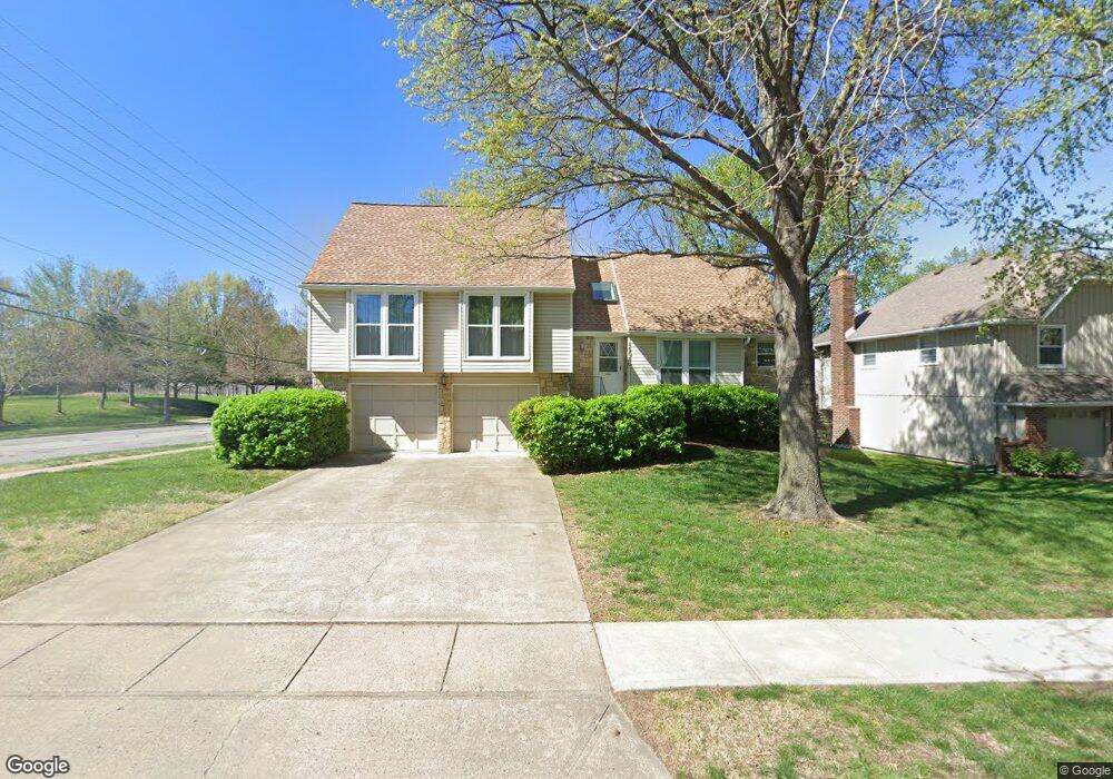 15020 W 93rd St, Lenexa, KS 66215 - photo 1