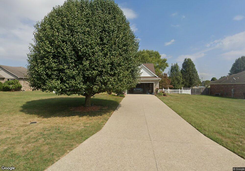 425 Helmwood Cir, Mount Washington, KY 40047 - photo 1