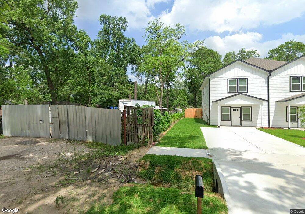 9318 Sundown Dr, Houston, TX 77016 - photo 1