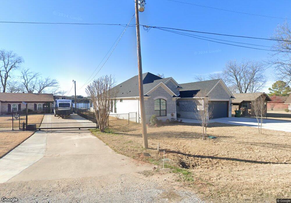 926 Thelma Dr, Granbury, TX 76049 - photo 1