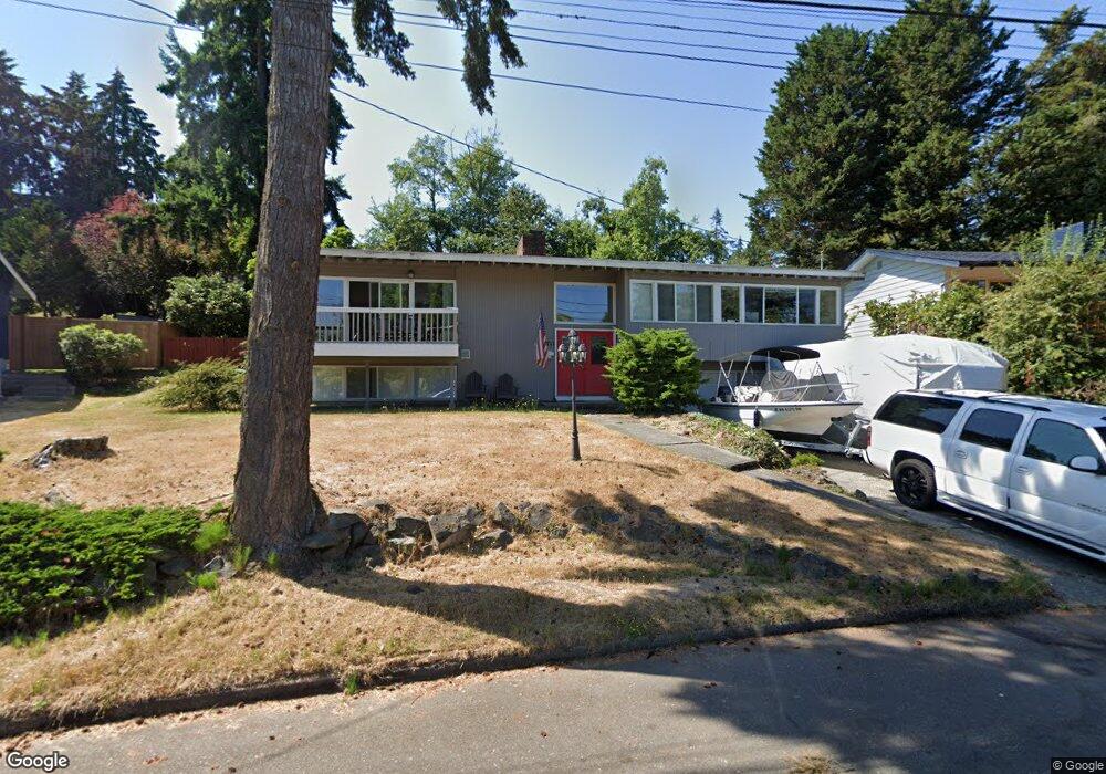 7711 SE 39th St, Mercer Island, WA 98040 - photo 1
