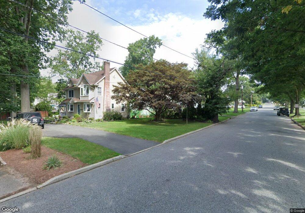 719 Oak Ave, River Edge, NJ 07661 - photo 1