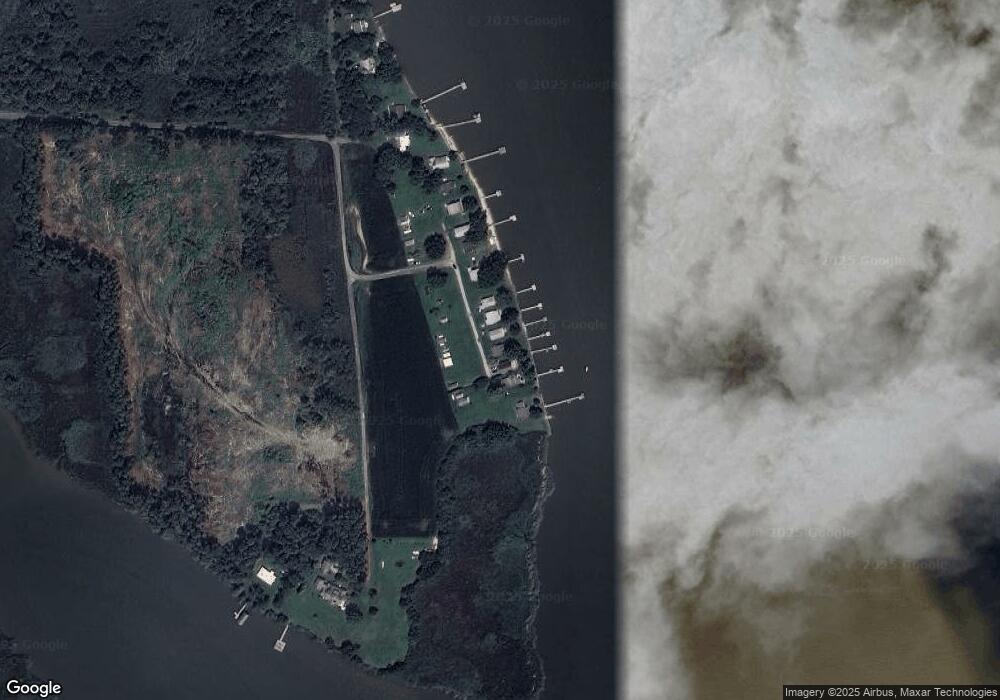 219 Lands End Rd, Tappahannock, VA 22560 - photo 1