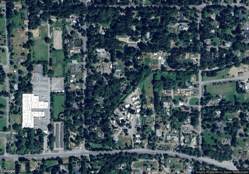 171 Squirrel Ln, Grants Pass, OR 97527 - photo 1