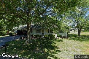 425 Illinois Ave, Gillespie, IL 62033