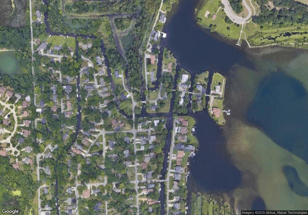 1751 Parkview Ave, West Bloomfield, MI 48324 - photo 1