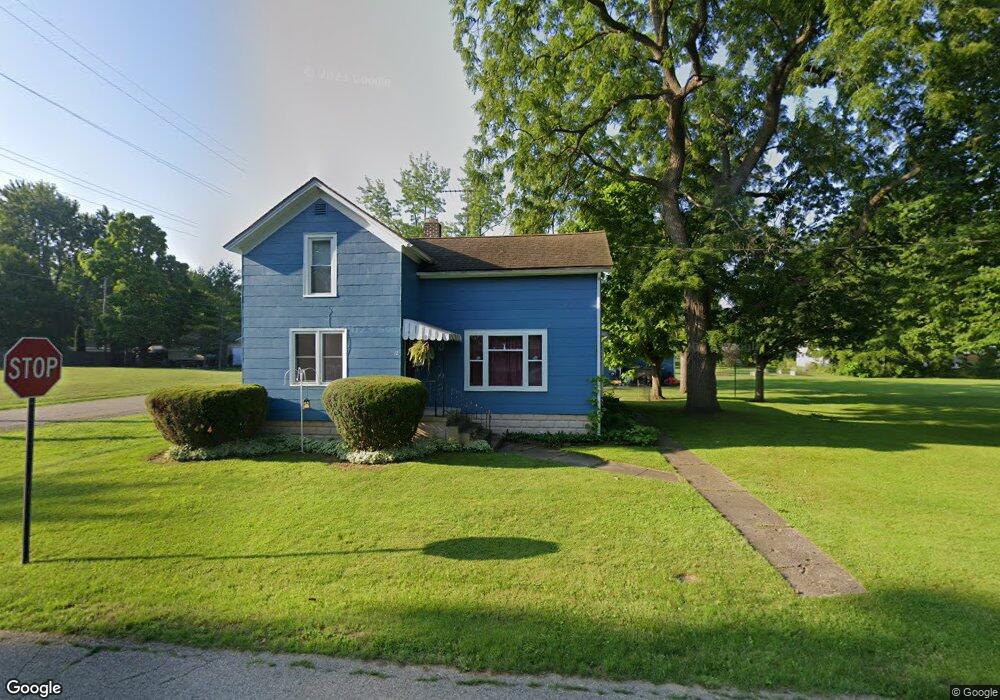 12 Chestnut St, Three Oaks, MI 49128 - photo 1