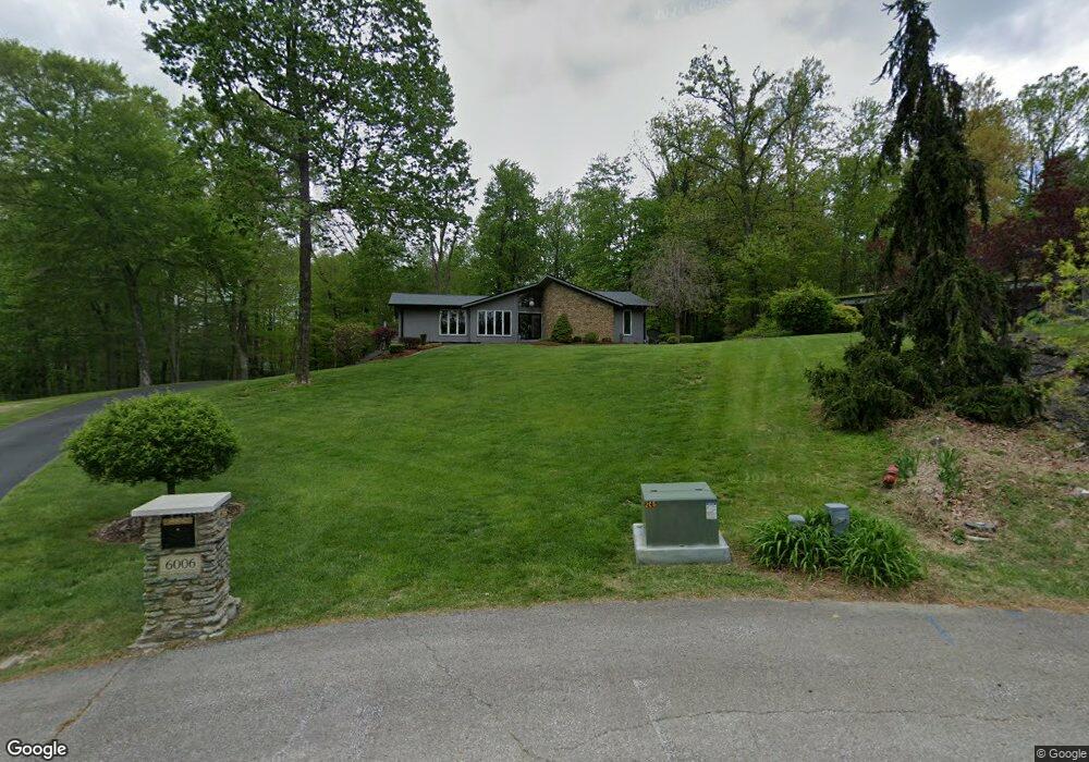 6006 Woodsview Ct, Floyds Knobs, IN 47119 - photo 1