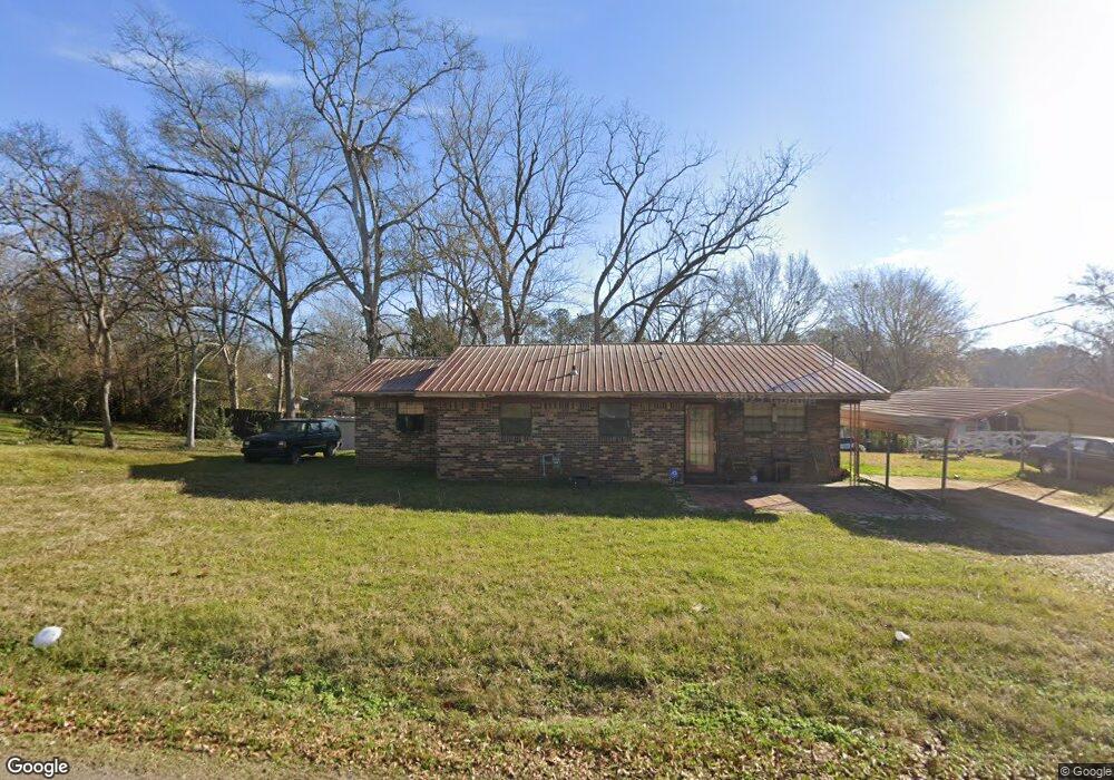 217 Banks St, Hazlehurst, MS 39083 - photo 1