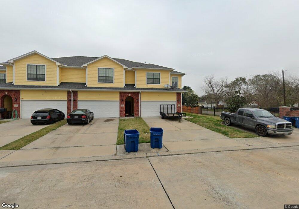 2029 Broadview Cir, Rosenberg, TX 77471 - photo 1