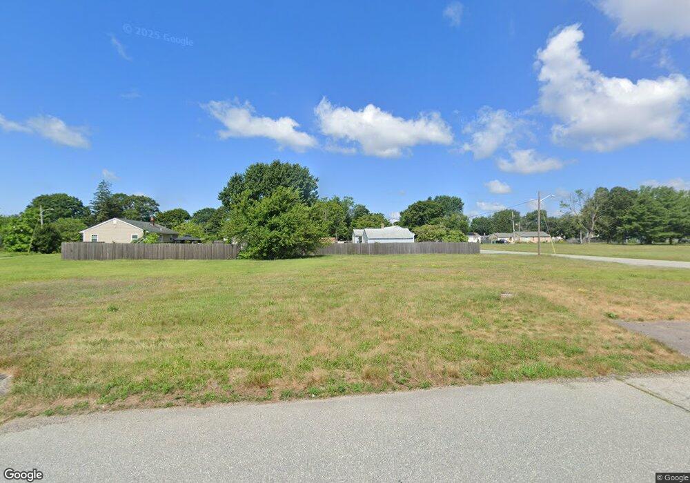 135 Gertrude Ave, Warwick, RI 02886 - photo 1