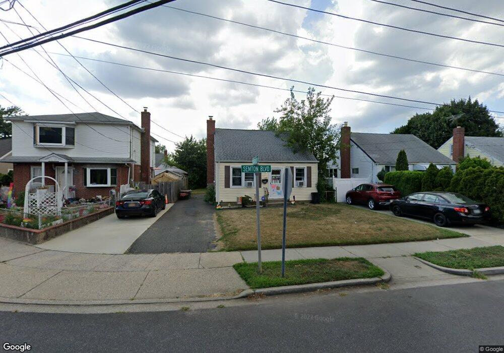 300 Semton Blvd, Franklin Square, NY 11010 - photo 1