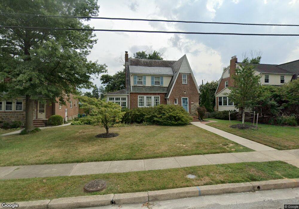 217 E Lake Ave, Baltimore, MD 21212 - photo 1