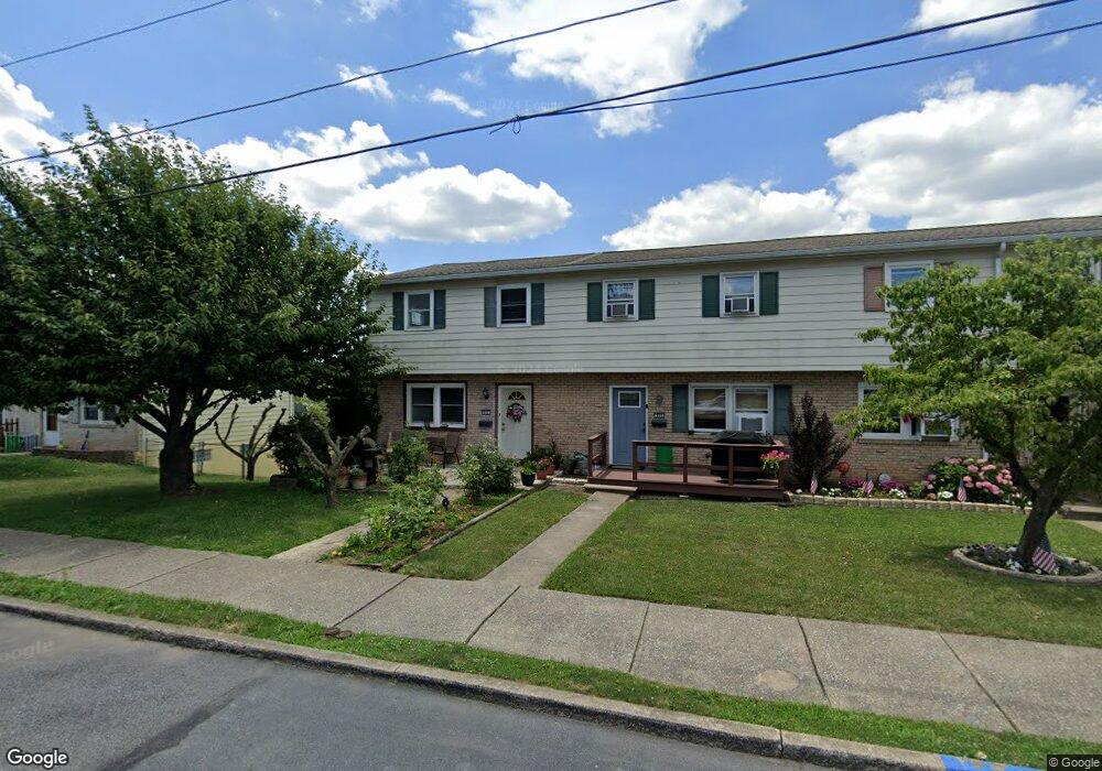 910 S Meadow St, Allentown, PA 18103 - photo 1