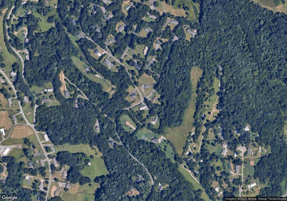 2 Southern Pines Place unit 14, Leicester, NC 28748 - photo 1