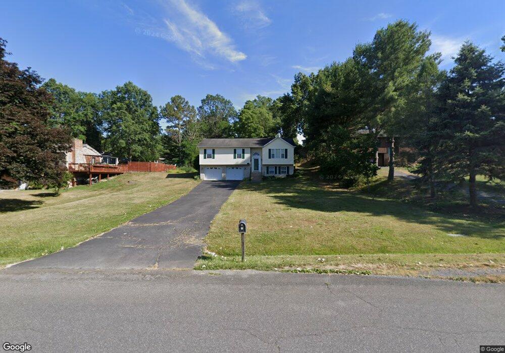 112 Lakeside Dr, Stephens City, VA 22655 - photo 1