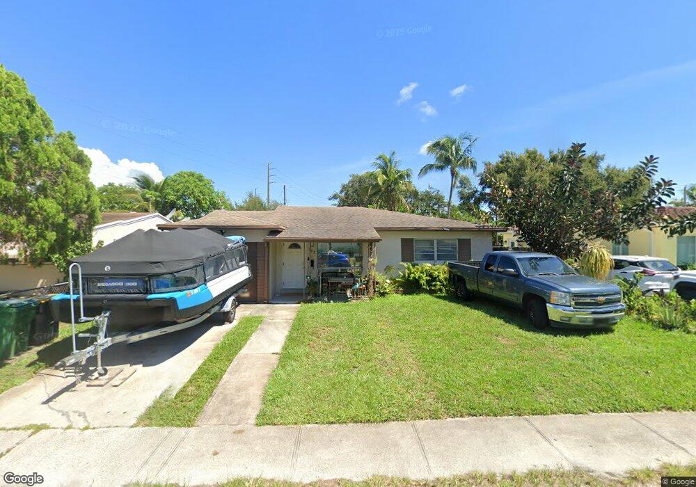 282 SW 8th St, Dania, FL 33004 - photo 1