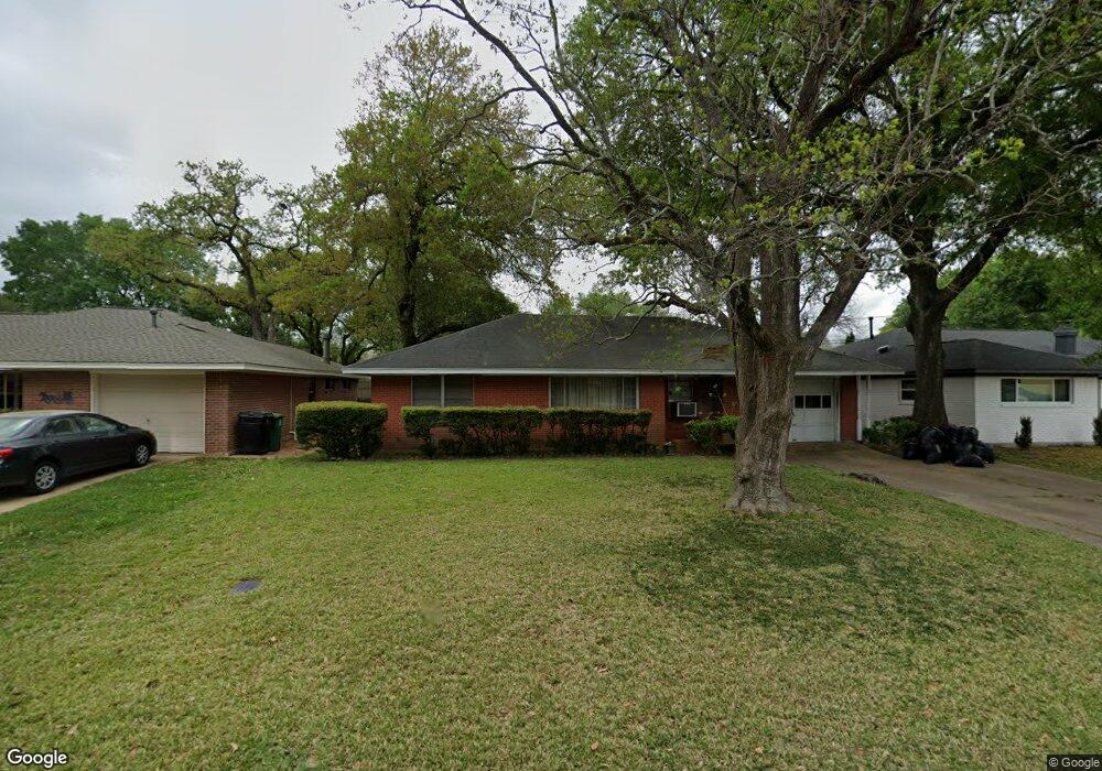 2115 Hewitt Dr, Houston, TX 77018 - photo 1