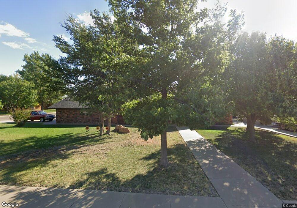 201 Mills Ave, Dumas, TX 79029 - photo 1