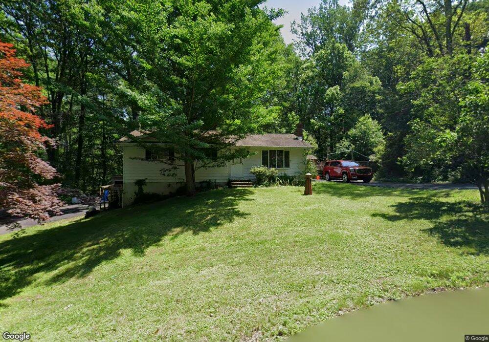 415 Emery Wheel Rd, Stroudsburg, PA 18360 - photo 1