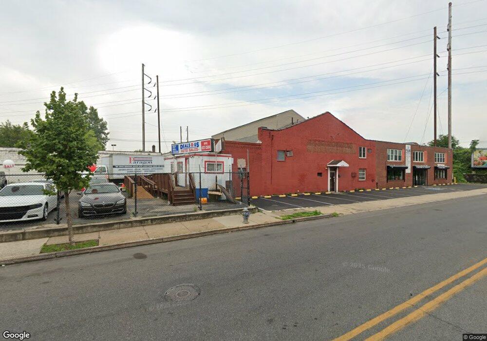 404 E Baltimore Ave, Lansdowne, PA 19050 - photo 1