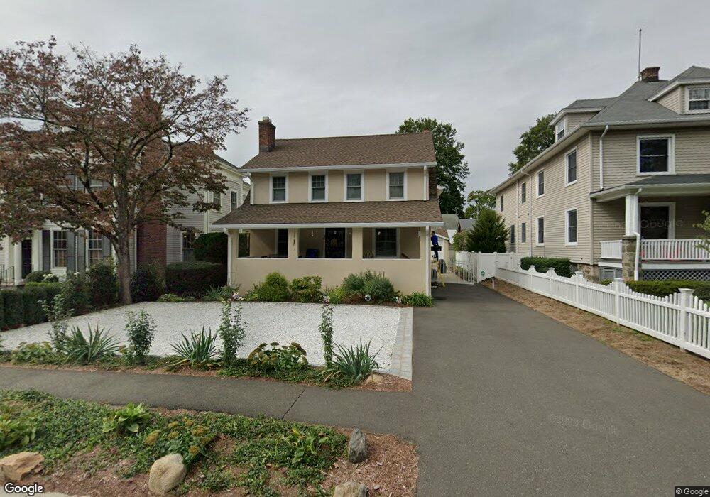 40 Connecticut Ave, Greenwich, CT 06830 - photo 1