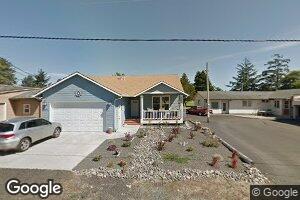 530 Avenue T, Seaside, OR 97138