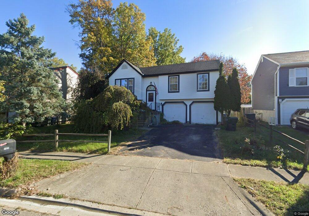 1428 Pine Wild Dr, Columbus, OH 43223 - photo 1