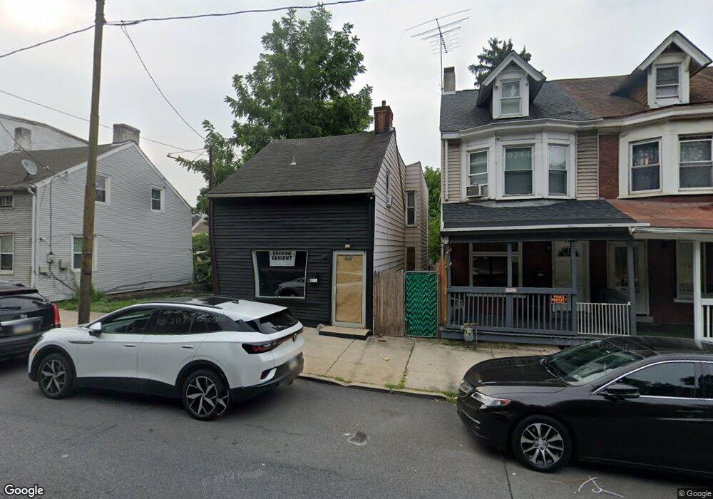 250 E Hamilton St, Allentown, PA 18109 - photo 1