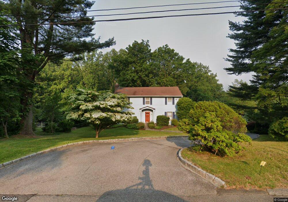 32 Tamarack Way, Pleasantville, NY 10570 - photo 1